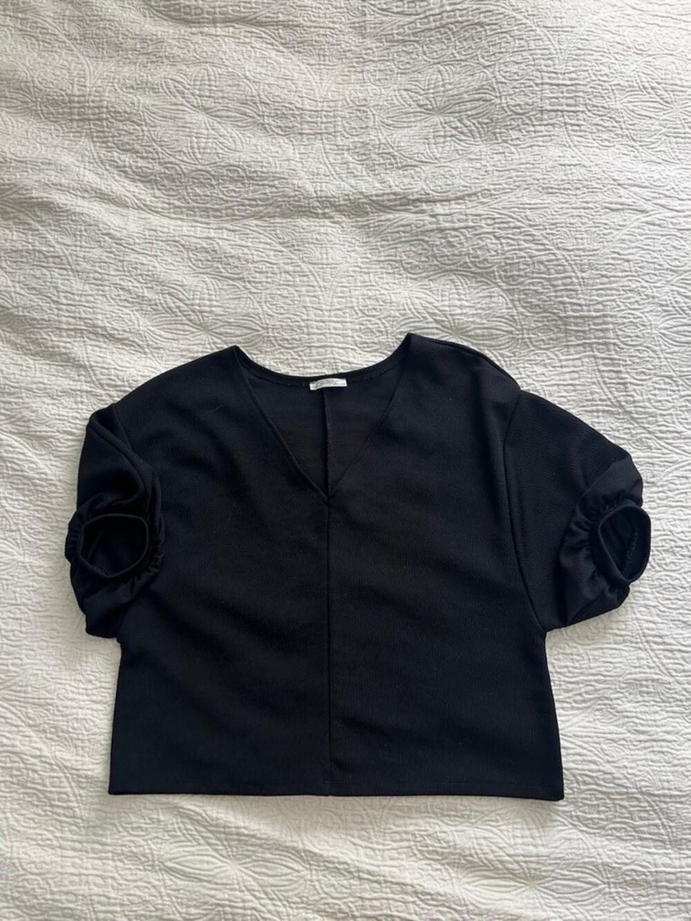 Zara V-neck Black Top, Dressy, size L